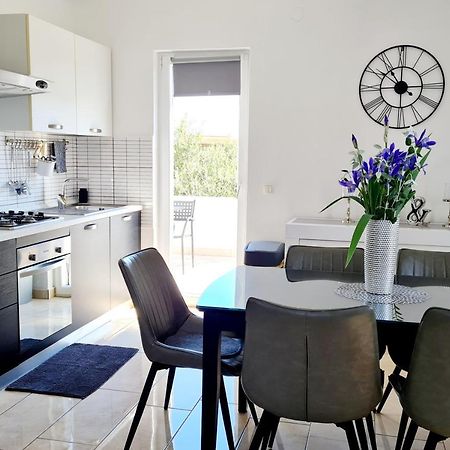 Apartment In Murter Bagian luar foto