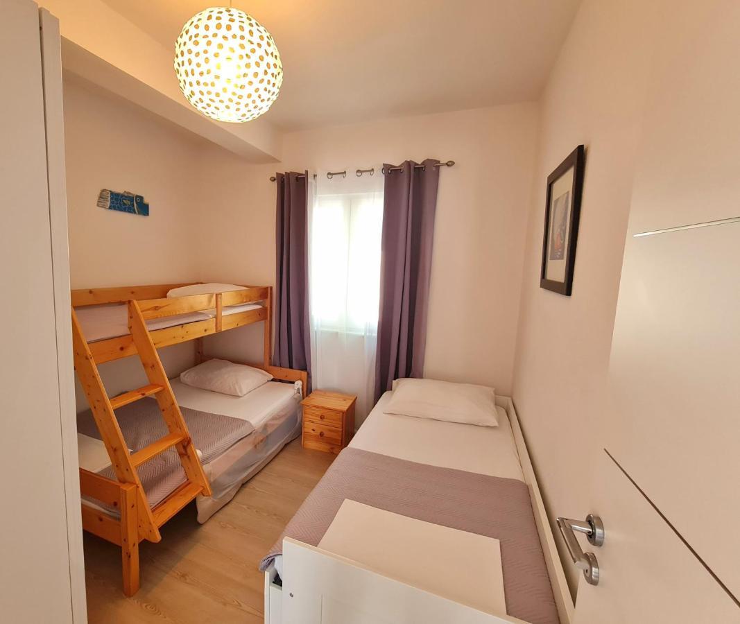 Apartment In Murter Bagian luar foto